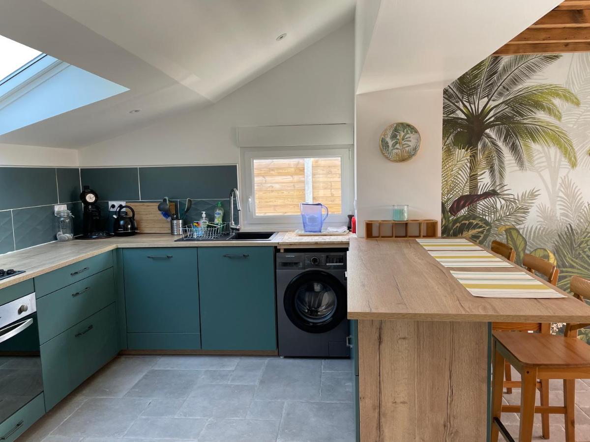 Charmante Maison A Deux Pas De La Mer Gouville-sur-Mer Екстериор снимка