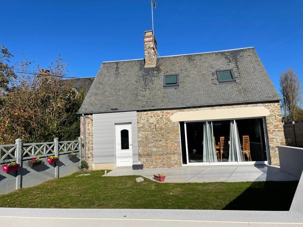 Charmante Maison A Deux Pas De La Mer Gouville-sur-Mer Екстериор снимка
